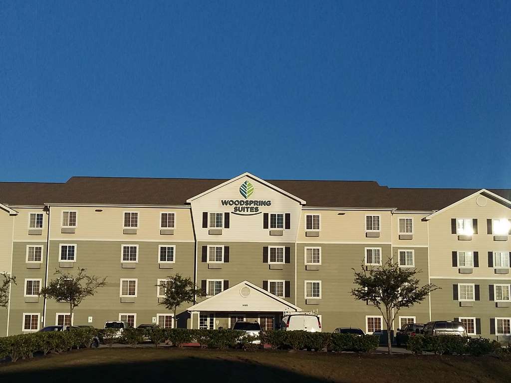 Woodspring Suites Houston I-45 Airtex Bagian luar foto